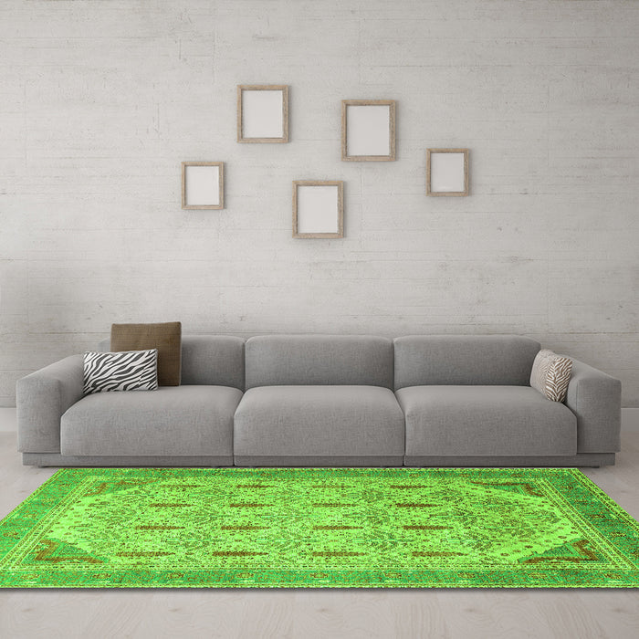 Machine Washable Abstract Green Modern Area Rugs in a Living Room,, wshabs4171grn