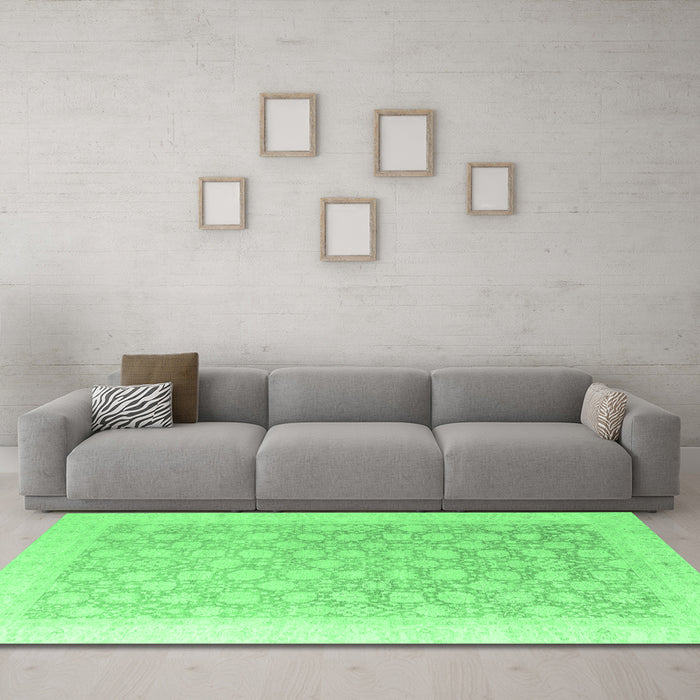 Machine Washable Oriental Emerald Green Modern Area Rugs in a Living Room,, wshabs4172emgrn