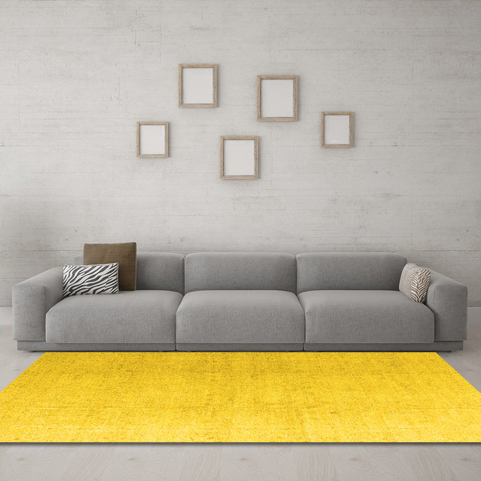 Machine Washable Abstract Yellow Modern Rug in a Living Room, wshabs4176yw