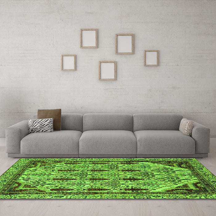 Machine Washable Abstract Green Modern Area Rugs in a Living Room,, wshabs4181grn