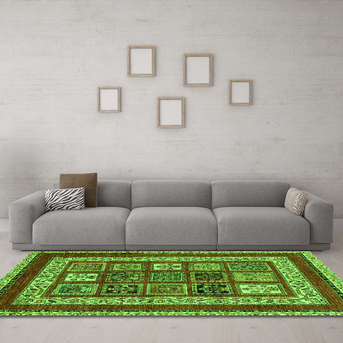 Machine Washable Abstract Green Modern Area Rugs in a Living Room,, wshabs4182grn
