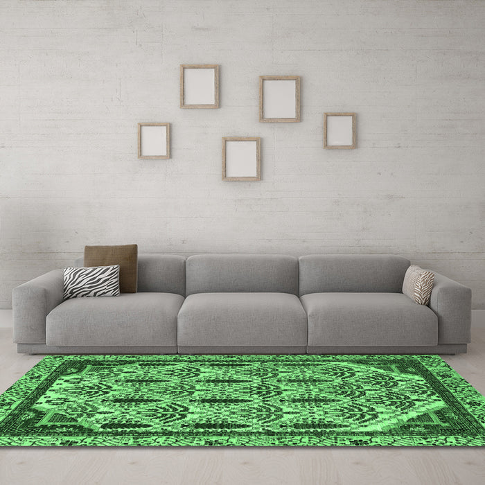 Machine Washable Abstract Emerald Green Modern Area Rugs in a Living Room,, wshabs4185emgrn