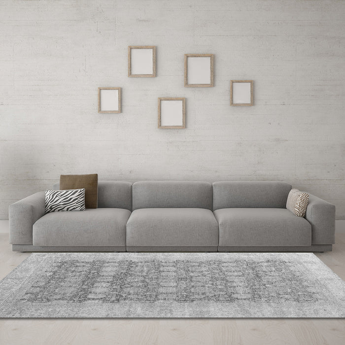 Machine Washable Oriental Gray Modern Rug in a Living Room,, wshabs4196gry