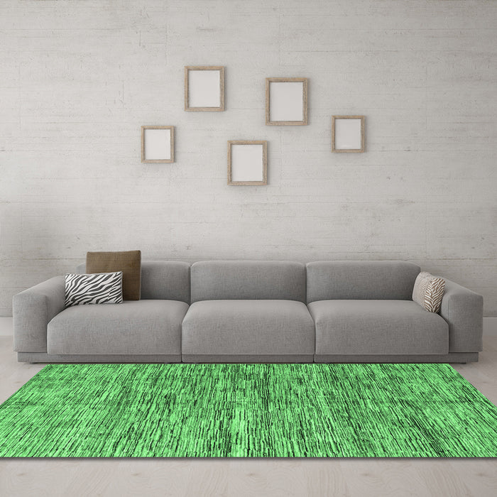 Machine Washable Oriental Emerald Green Modern Area Rugs in a Living Room,, wshabs4203emgrn