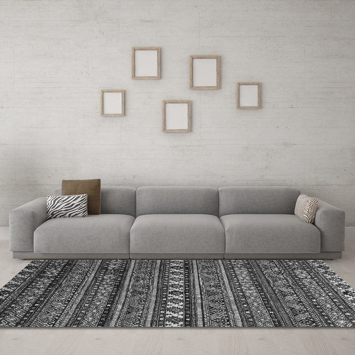 Machine Washable Oriental Gray Modern Rug in a Living Room,, wshabs4208gry
