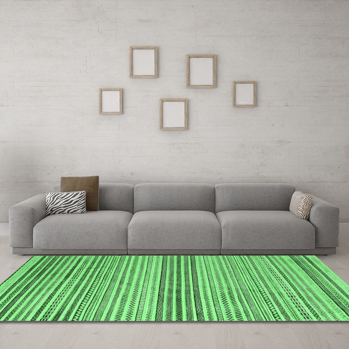 Machine Washable Oriental Emerald Green Modern Area Rugs in a Living Room,, wshabs4211emgrn