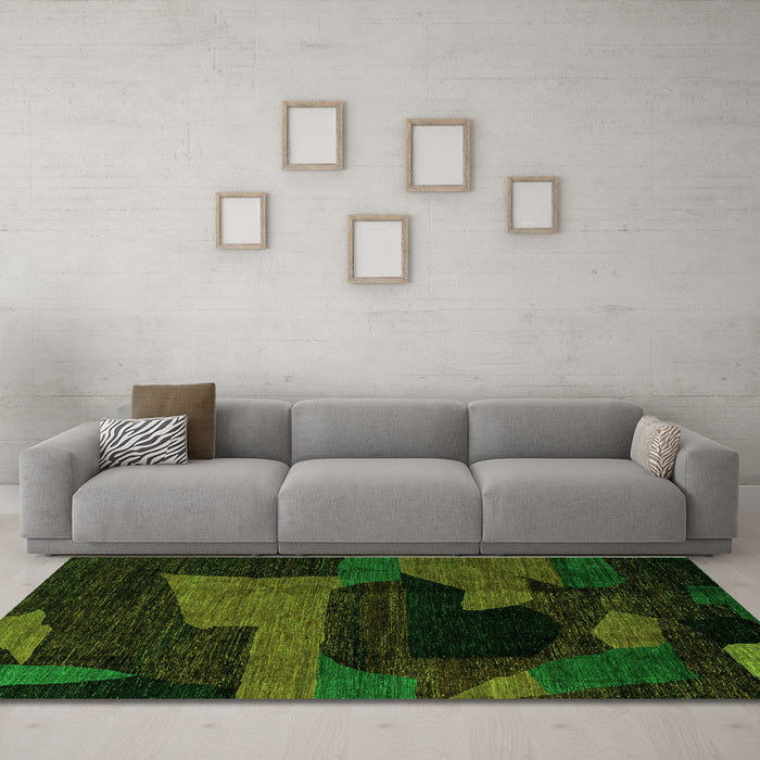 Machine Washable Oriental Green Modern Area Rugs in a Living Room,, wshabs4241grn