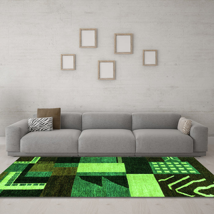 Machine Washable Oriental Green Modern Area Rugs in a Living Room,, wshabs4243grn