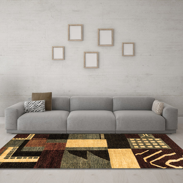Machine Washable Oriental Brown Modern Rug in a Living Room,, wshabs4243brn