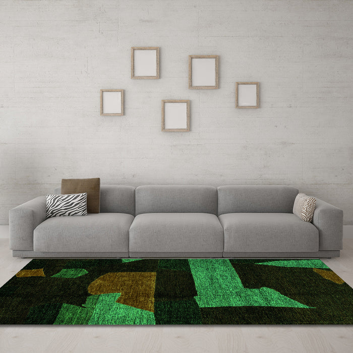 Machine Washable Oriental Green Modern Area Rugs in a Living Room,, wshabs4249grn
