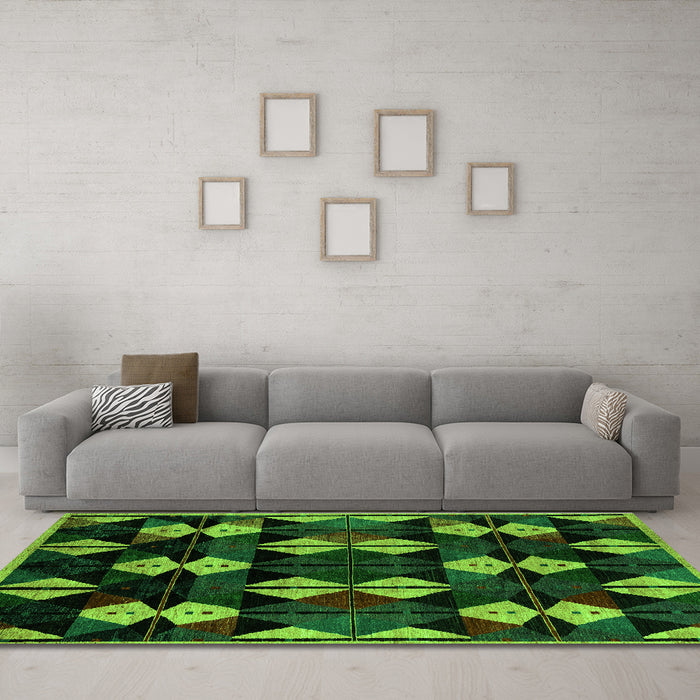 Machine Washable Oriental Green Modern Area Rugs in a Living Room,, wshabs4251grn