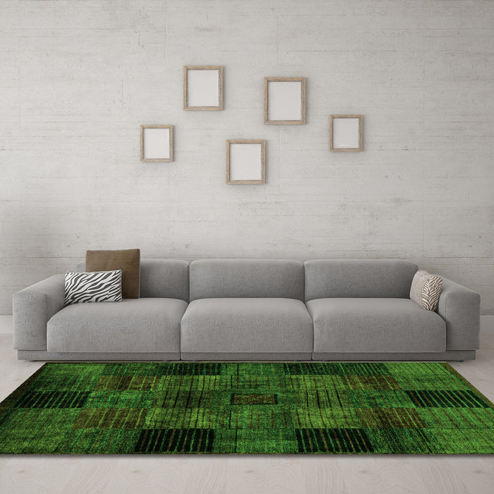 Machine Washable Oriental Green Modern Area Rugs in a Living Room,, wshabs4252grn
