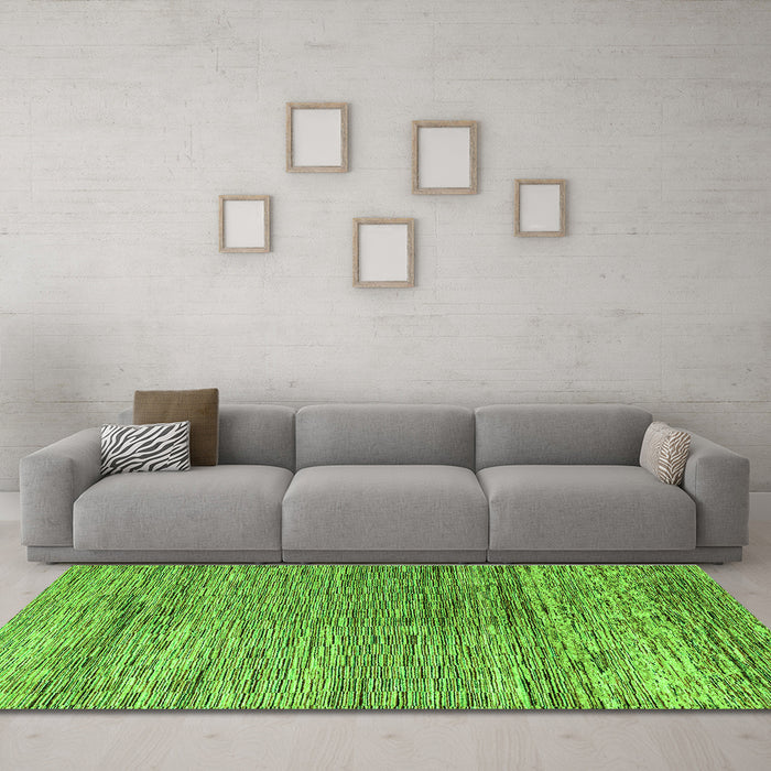 Machine Washable Oriental Green Modern Area Rugs in a Living Room,, wshabs4257grn