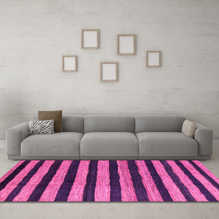 Machine Washable Oriental Pink Modern Rug in a Living Room, wshabs4259pnk