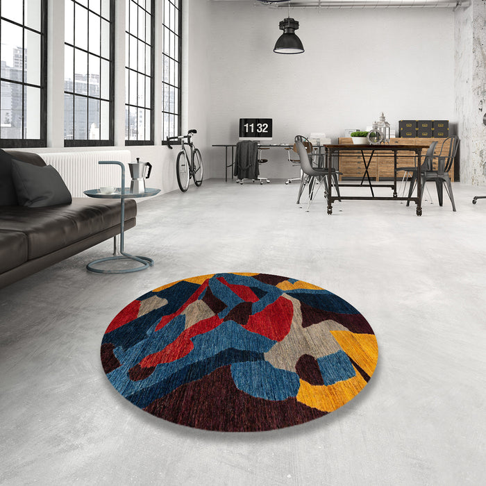 Round Machine Washable Abstract Sandstone Brown Rug in a Office, wshabs4264