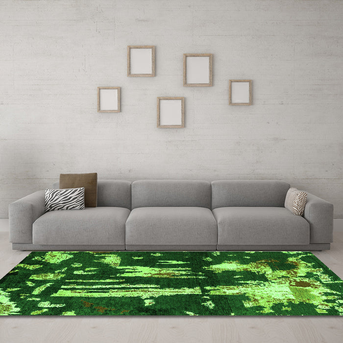 Machine Washable Oriental Green Modern Area Rugs in a Living Room,, wshabs4265grn