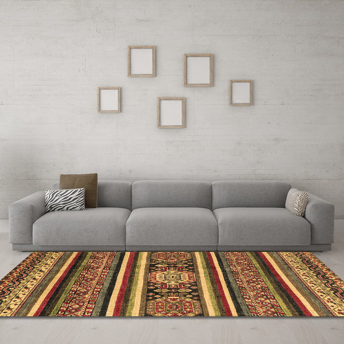 Machine Washable Oriental Brown Modern Rug in a Living Room,, wshabs4270brn