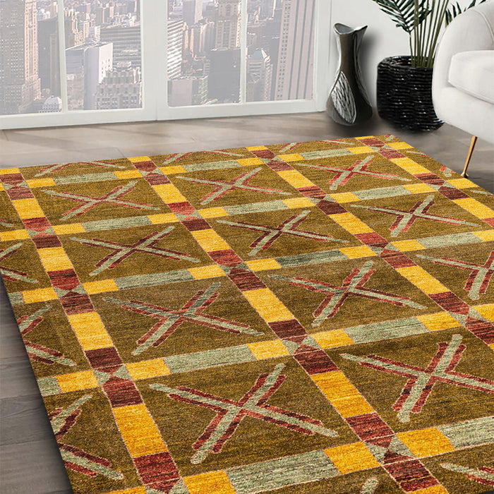 Machine Washable Abstract Yellow Rug in a Family Room, wshabs4272
