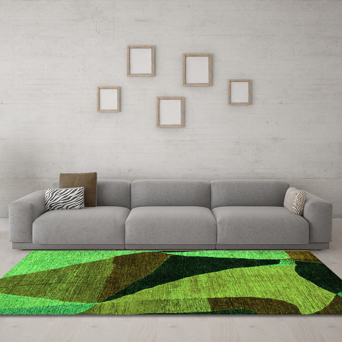 Machine Washable Oriental Green Modern Area Rugs in a Living Room,, wshabs4273grn