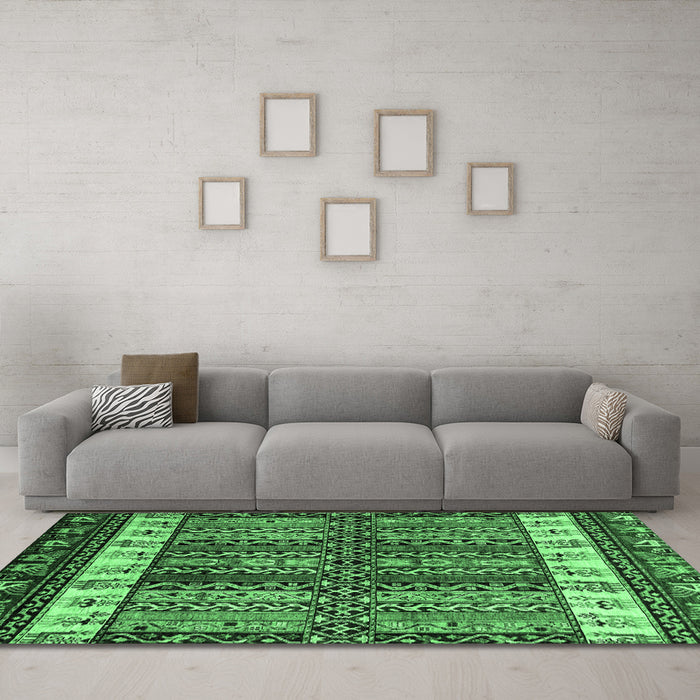 Machine Washable Abstract Emerald Green Modern Area Rugs in a Living Room,, wshabs4275emgrn