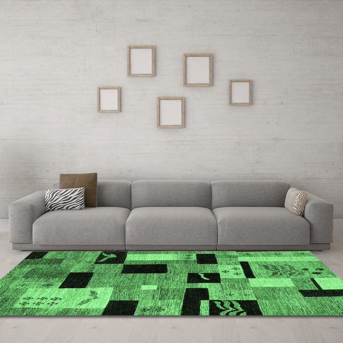 Machine Washable Abstract Emerald Green Modern Area Rugs in a Living Room,, wshabs4276emgrn