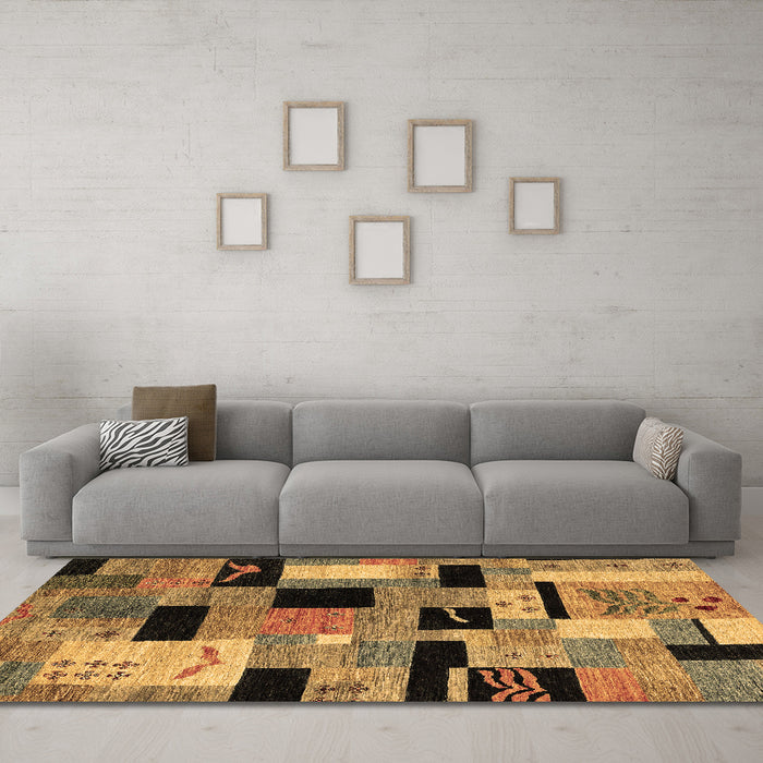 Machine Washable Abstract Brown Modern Rug in a Living Room,, wshabs4276brn