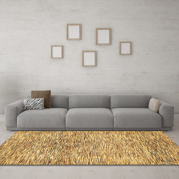 Machine Washable Abstract Brown Modern Rug in a Living Room,, wshabs427brn