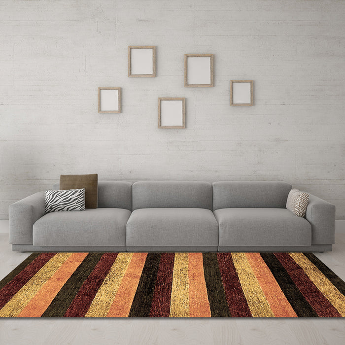 Machine Washable Abstract Brown Modern Rug in a Living Room,, wshabs429brn