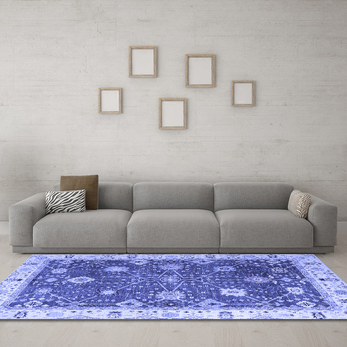 Machine Washable Oriental Blue Traditional Rug in a Living Room, wshabs4310blu