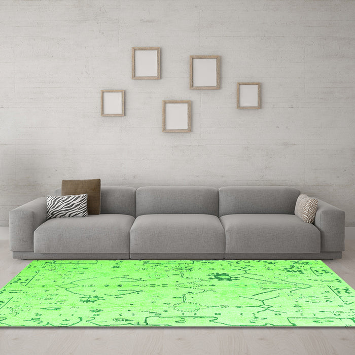 Machine Washable Solid Green Modern Area Rugs in a Living Room,, wshabs4314grn