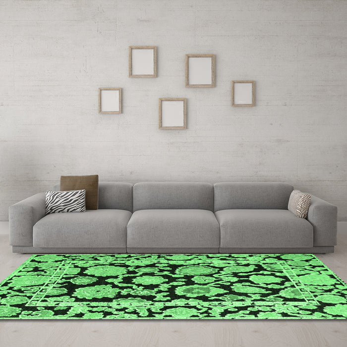 Machine Washable Abstract Emerald Green Modern Area Rugs in a Living Room,, wshabs4319emgrn