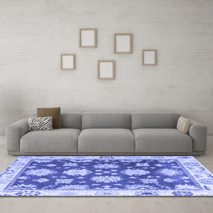 Machine Washable Oriental Blue Traditional Rug in a Living Room, wshabs4321blu