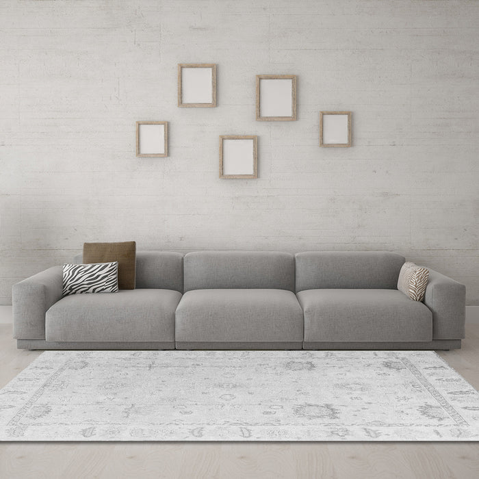 Machine Washable Oriental Gray Traditional Rug in a Living Room,, wshabs4322gry
