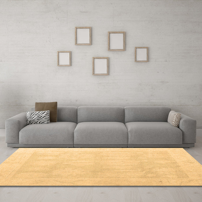 Machine Washable Oriental Brown Traditional Rug in a Living Room,, wshabs4330brn