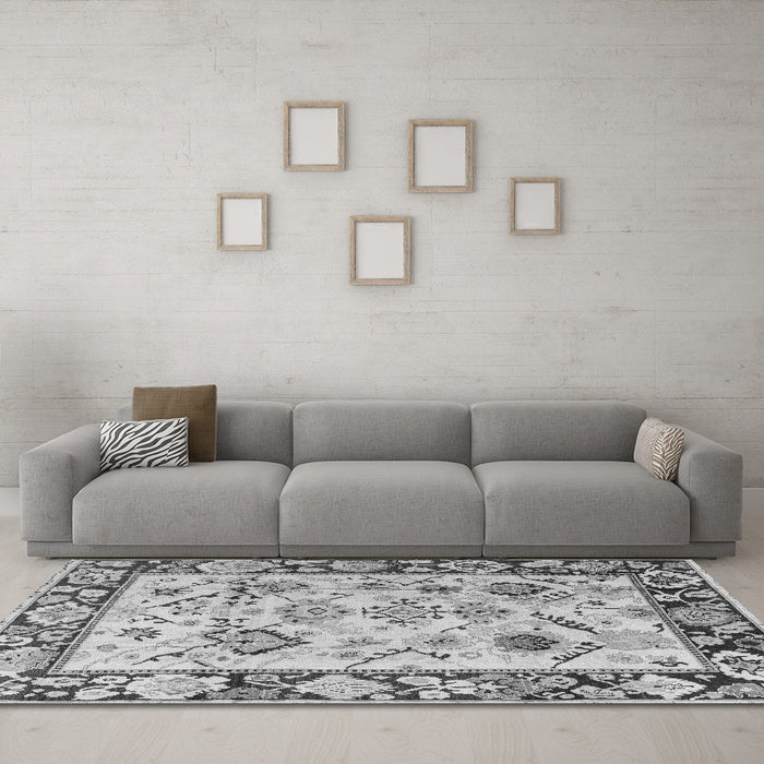 Machine Washable Abstract Gray Modern Rug in a Living Room,, wshabs4332gry
