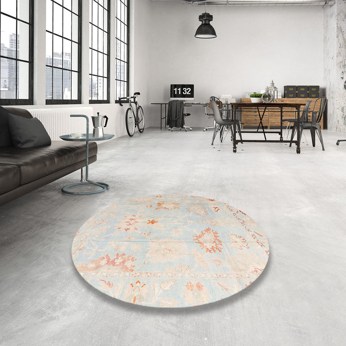 Round Abstract White Gold Oriental Rug in a Office, abs4336