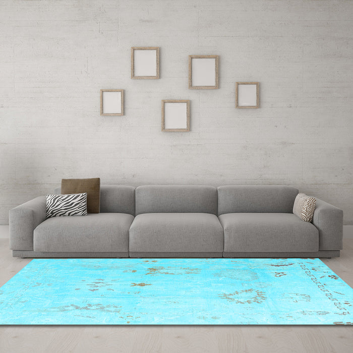 Machine Washable Oriental Light Blue Traditional Rug in a Living Room, wshabs4336lblu