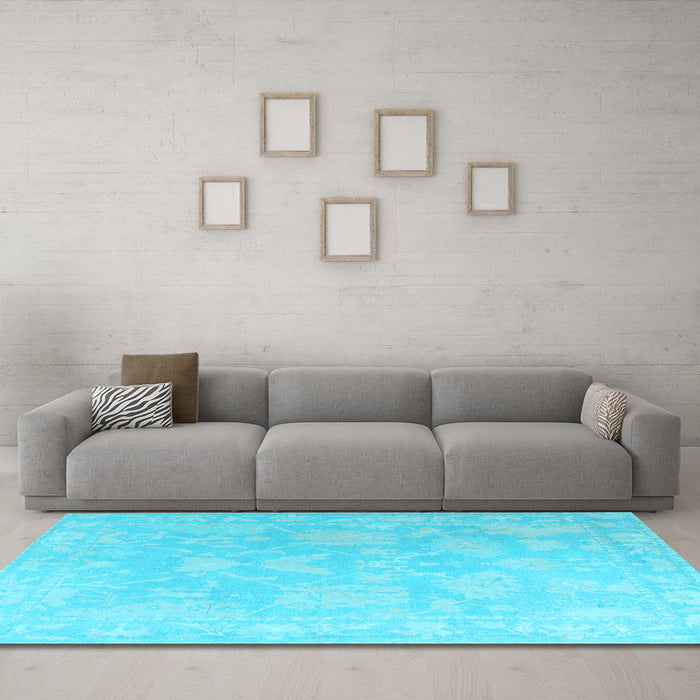 Machine Washable Oriental Light Blue Traditional Rug in a Living Room, wshabs4347lblu