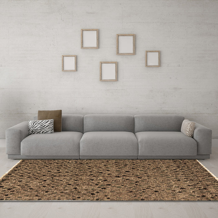 Machine Washable Oriental Brown Modern Rug in a Living Room,, wshabs4357brn