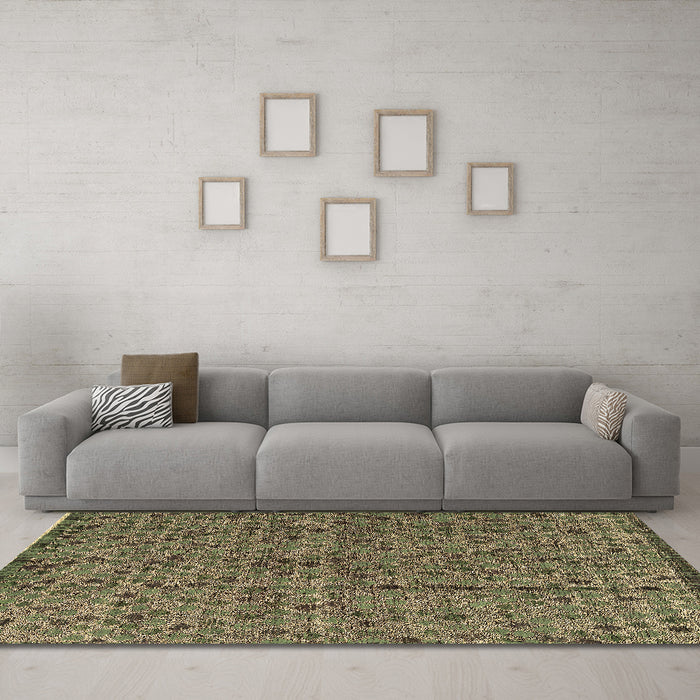 Machine Washable Abstract Brown Modern Rug in a Living Room,, wshabs4361brn