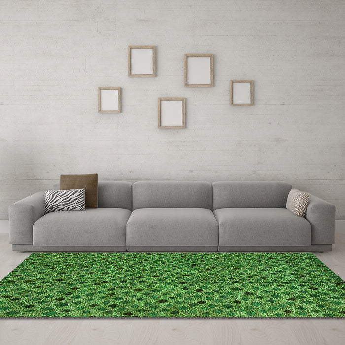 Machine Washable Abstract Green Modern Area Rugs in a Living Room,, wshabs4363grn