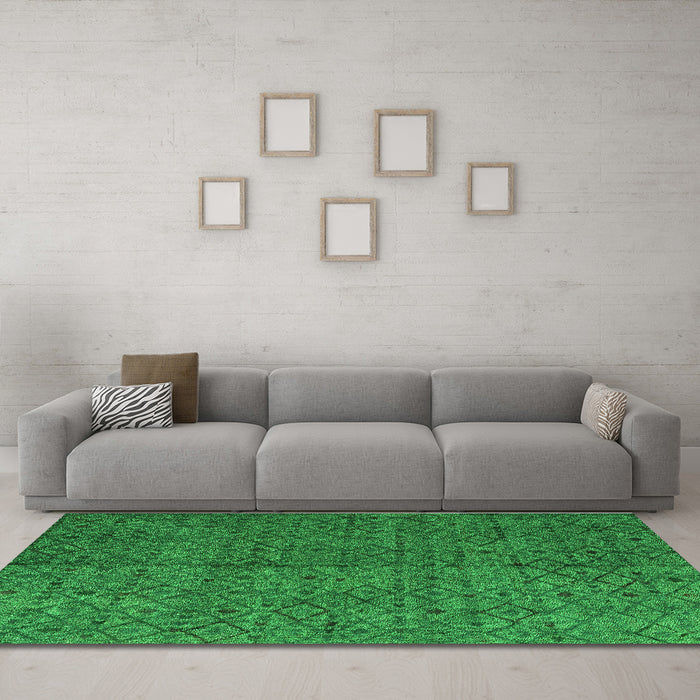 Machine Washable Abstract Green Modern Area Rugs in a Living Room,, wshabs4367grn