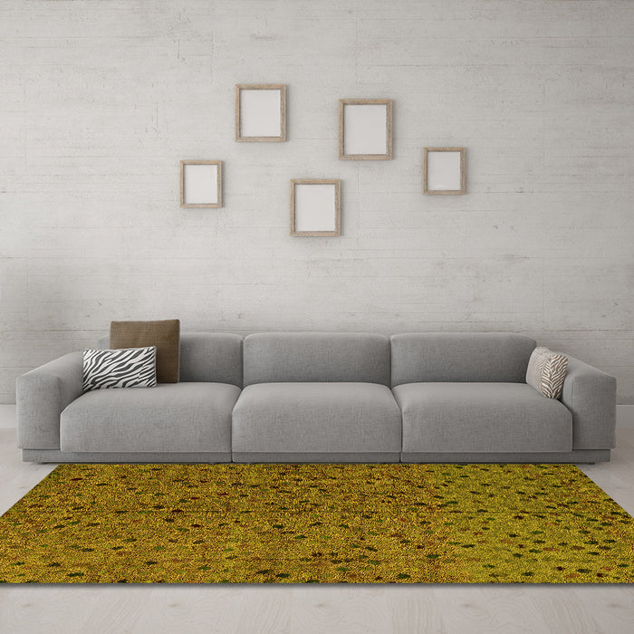 Machine Washable Abstract Yellow Modern Rug in a Living Room, wshabs4368yw