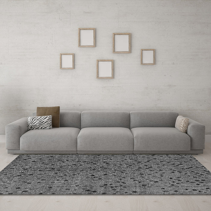 Machine Washable Abstract Gray Modern Rug in a Living Room,, wshabs4368gry