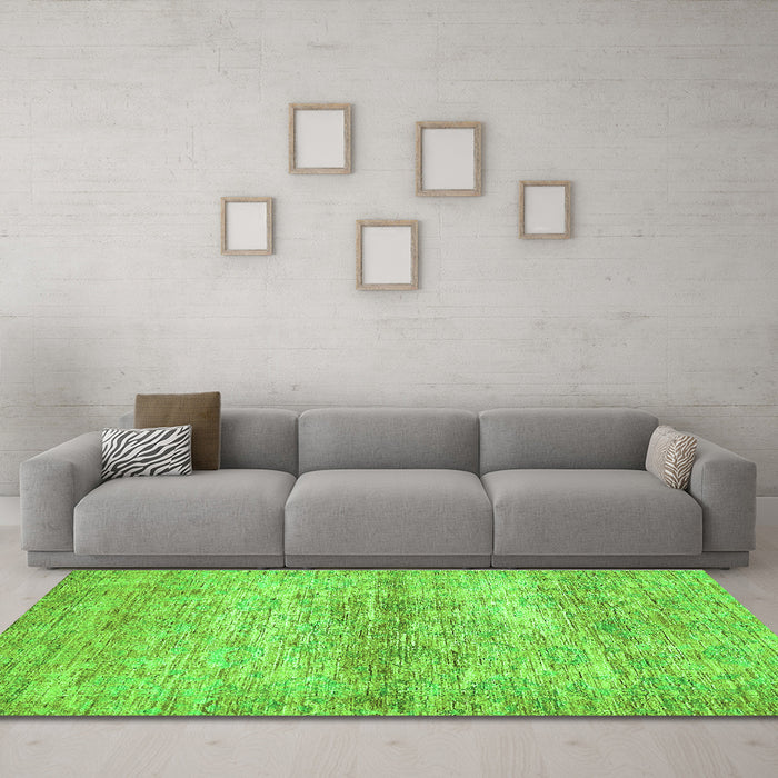 Machine Washable Abstract Green Modern Area Rugs in a Living Room,, wshabs436grn