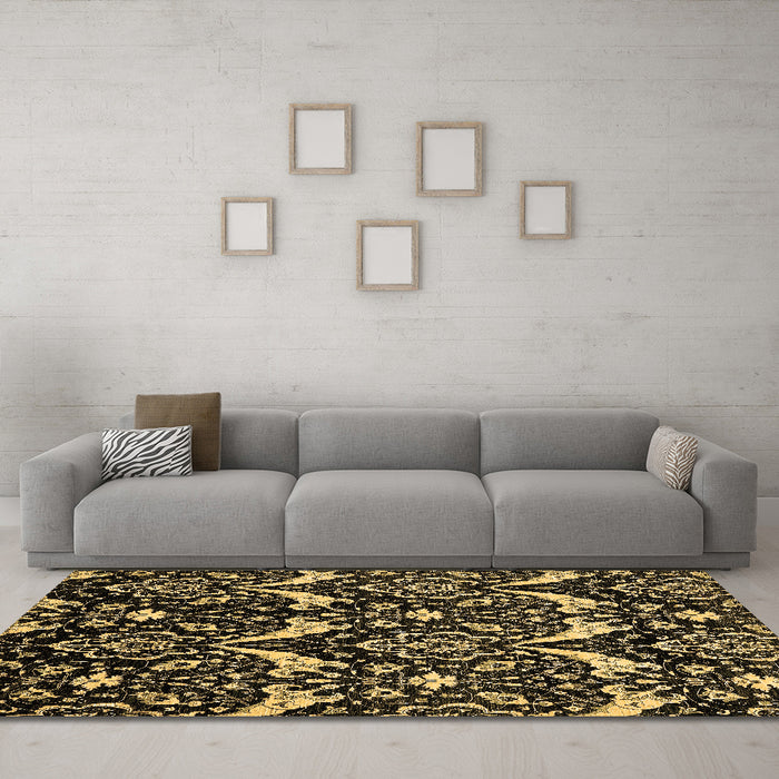 Machine Washable Abstract Brown Modern Rug in a Living Room,, wshabs437brn