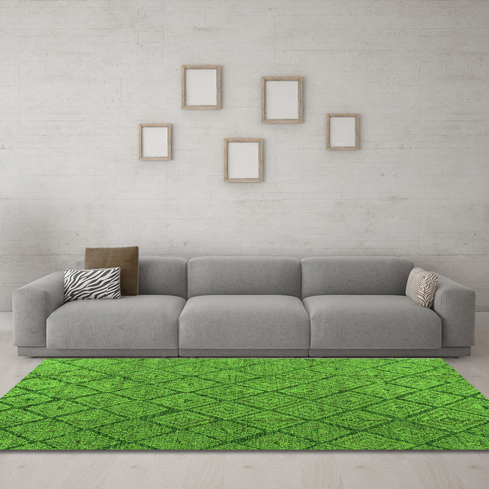 Machine Washable Abstract Green Modern Area Rugs in a Living Room,, wshabs4421grn