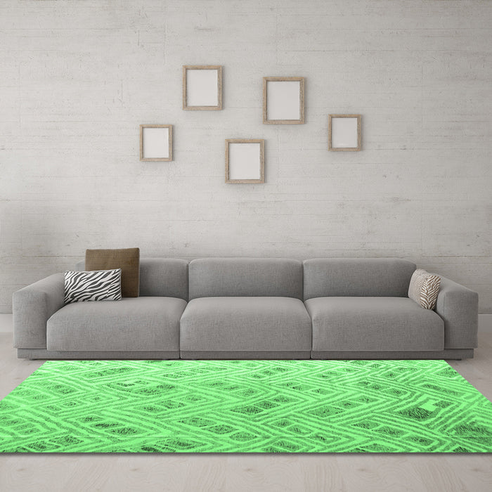 Machine Washable Abstract Emerald Green Modern Area Rugs in a Living Room,, wshabs4423emgrn