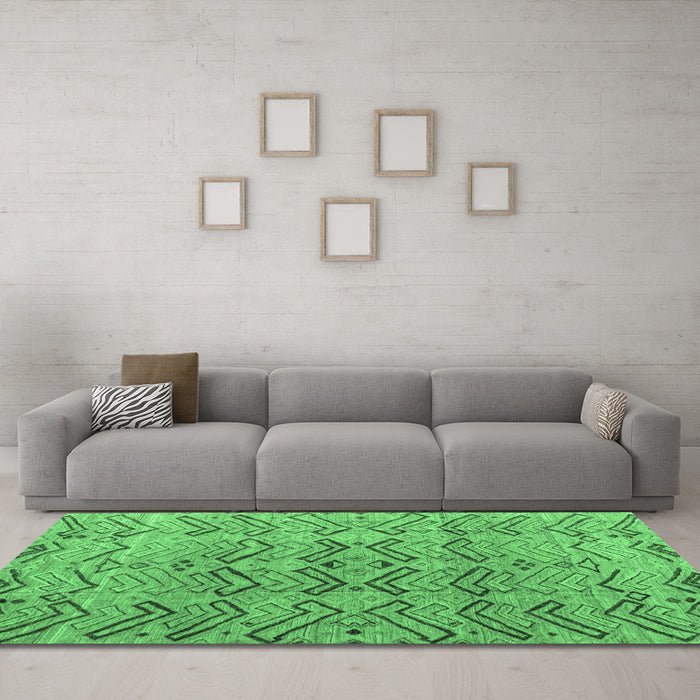 Machine Washable Abstract Emerald Green Modern Area Rugs in a Living Room,, wshabs4425emgrn