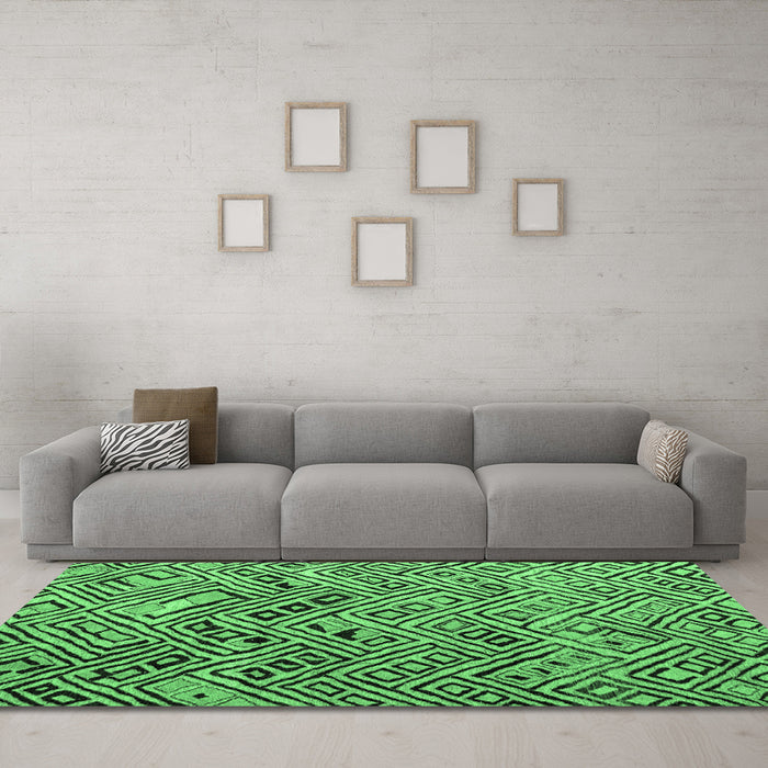 Machine Washable Abstract Emerald Green Modern Area Rugs in a Living Room,, wshabs4427emgrn